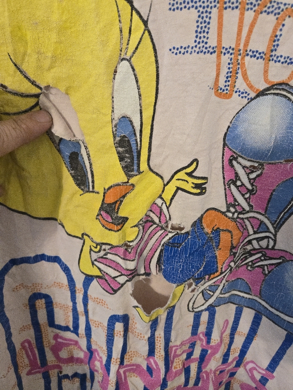 Vintage Looney Tunes Tweety Bird T Shirt Mens Medium 90s AOP All Over Print - Picture 3 of 8
